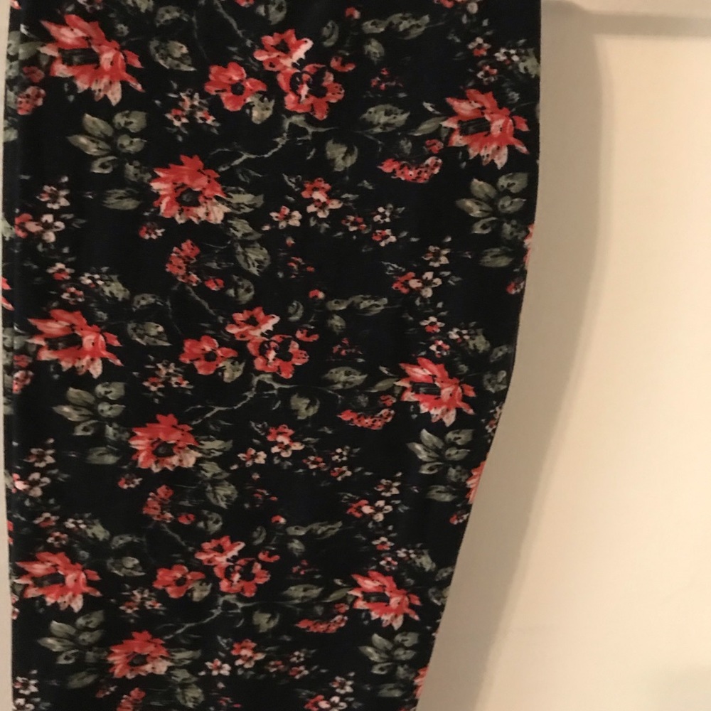 BNWOT lularoe os leggings